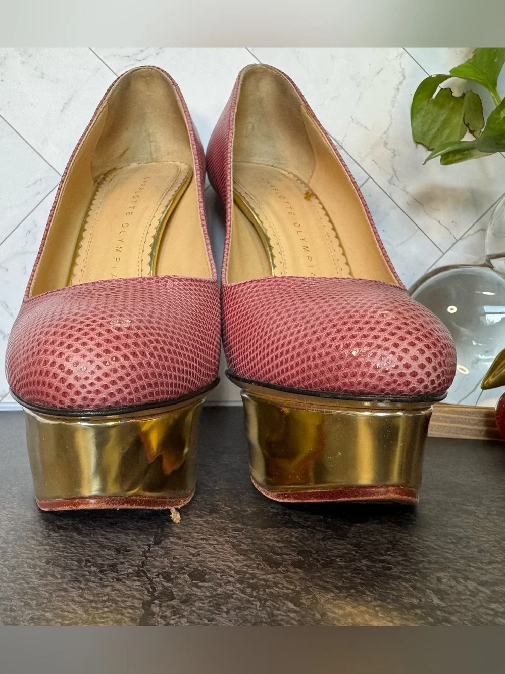Charlotte Olympia Pink Dolly Lizard-Textured Platform Pumps Heels, Size 36.5